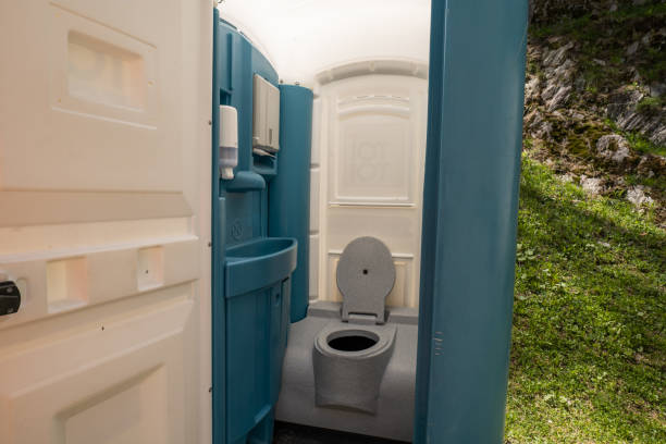 Best Portable restroom trailer rental  in Stevensville, MT